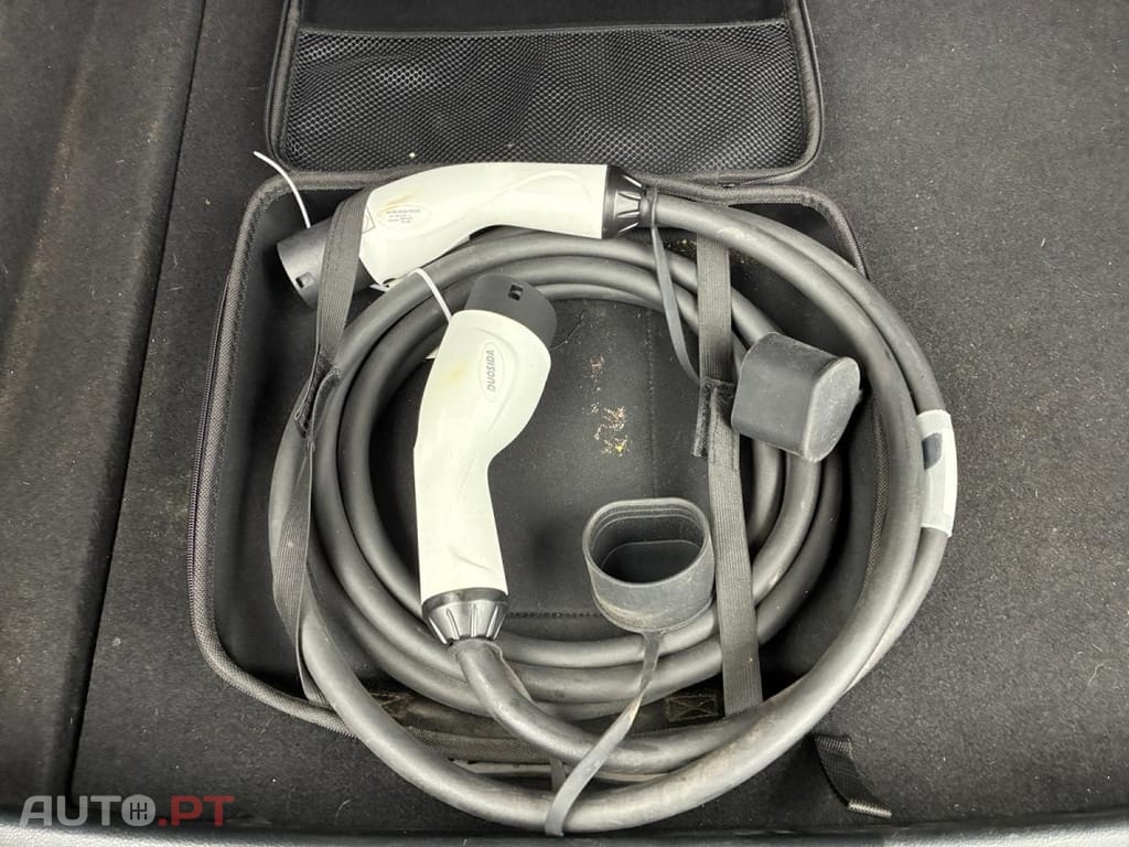 MG MG4 EV Standard 2WD