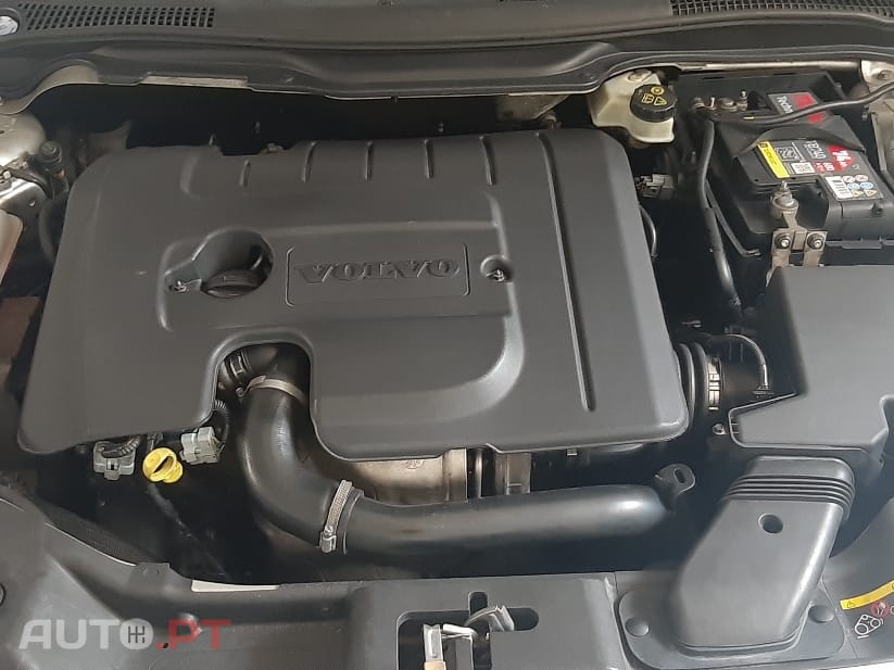 Volvo V50 Momentum 1.6D 110 CV
