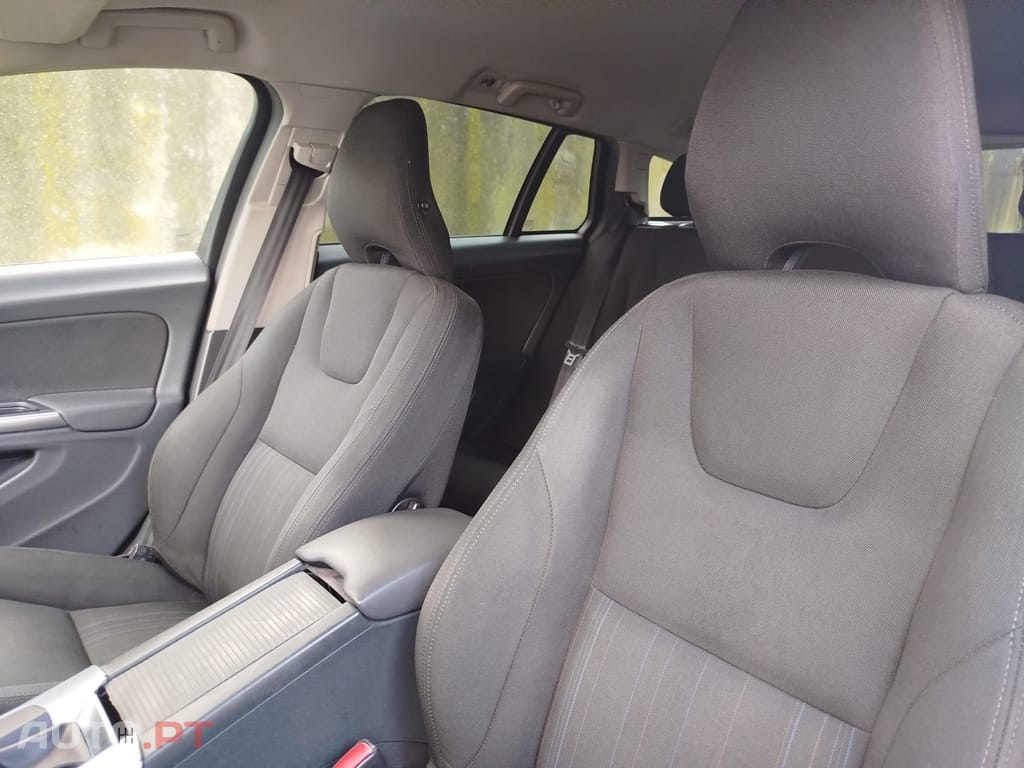 Volvo V60 1.6 D2 Drive Summum Start/Stop