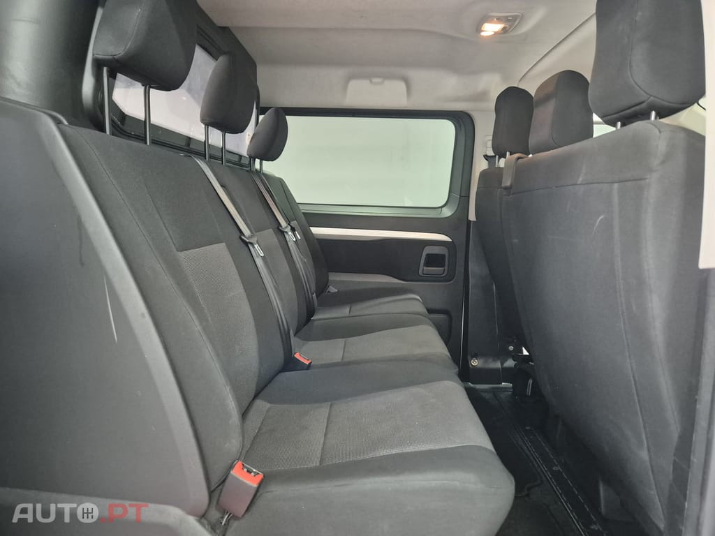 Peugeot Expert 2.0 BlueHDi L3H1 Long EAT8