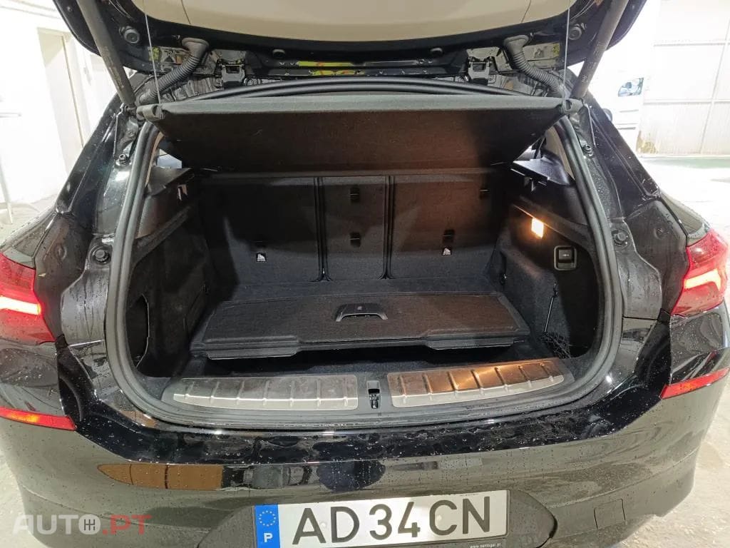 BMW X2 18 d sDrive Auto