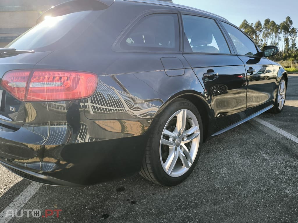 Audi A4 Avant 2.0 TDI S-line