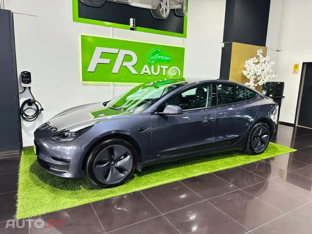 Tesla Model 3 Standard RWD Plus