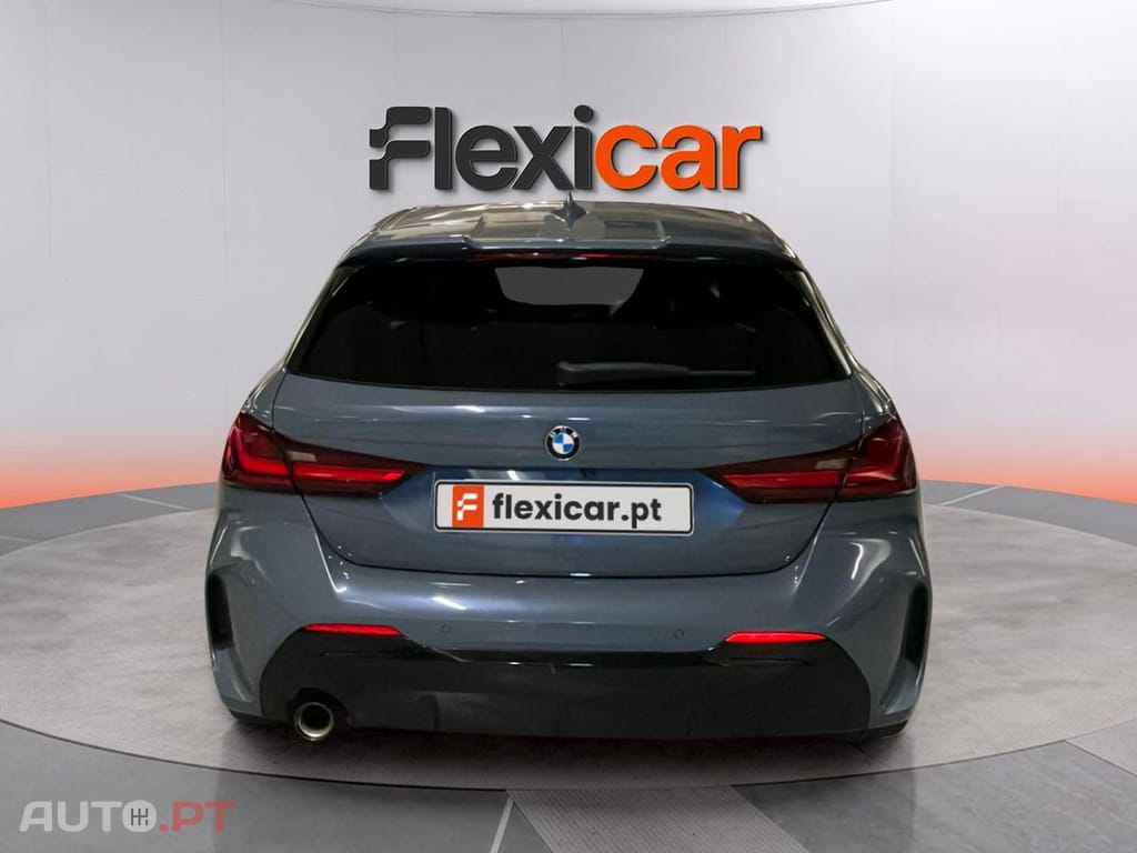 BMW 118 i Pack Desportivo M Auto