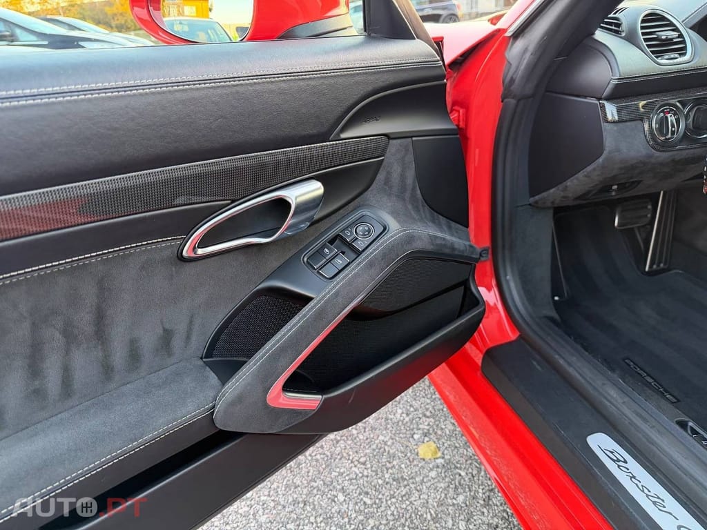 Porsche 718 2.5 GTS
