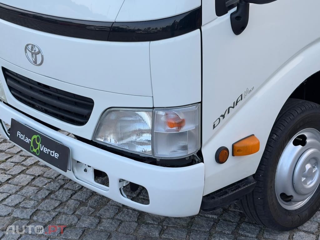 Toyota Dyna TOLDE TIPO TIR