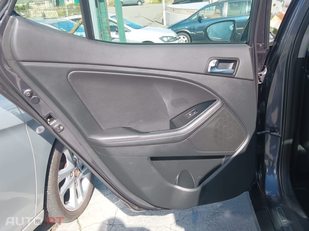 Kia Optima 1.7 CRDI TX Top Aut.