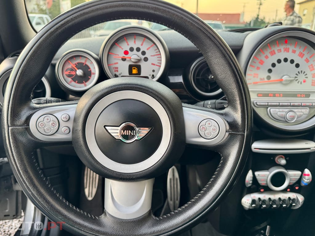 MINI Cabrio Cooper S