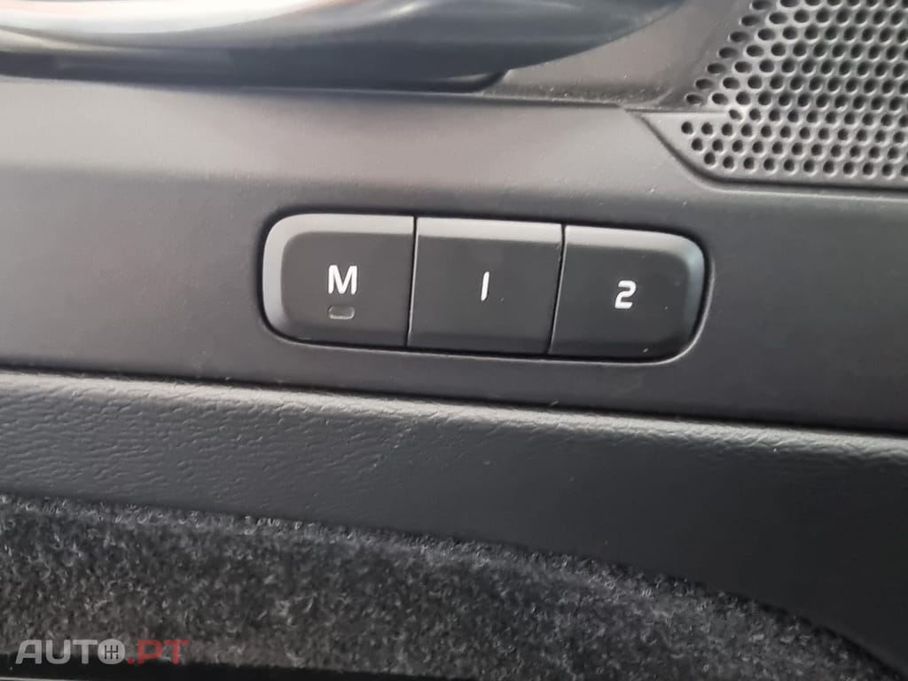 Volvo XC40 2.0 D3 Momentum Plus Geartronic