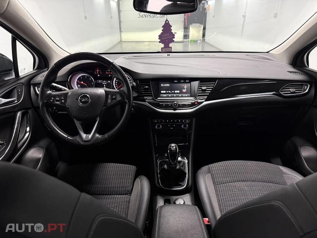 Opel Astra 1.5 D S&S Elegance