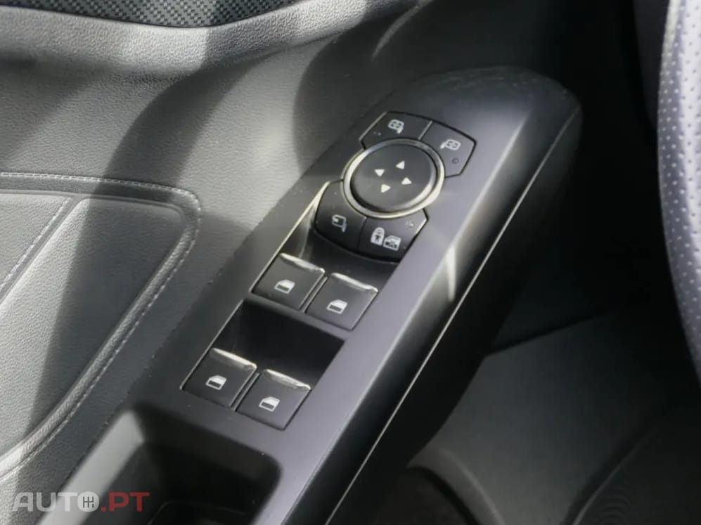 Ford Focus SW 1.5 TDCi EcoBlue ST-Line