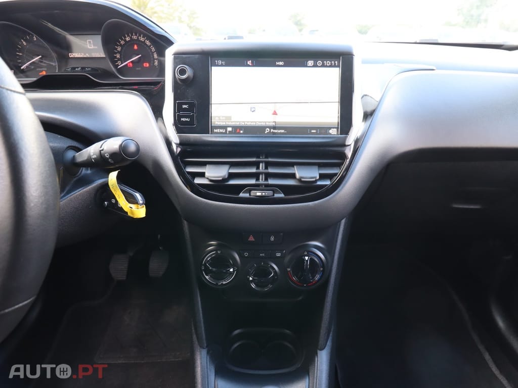 Peugeot 208 1.5 BlueHDi Active