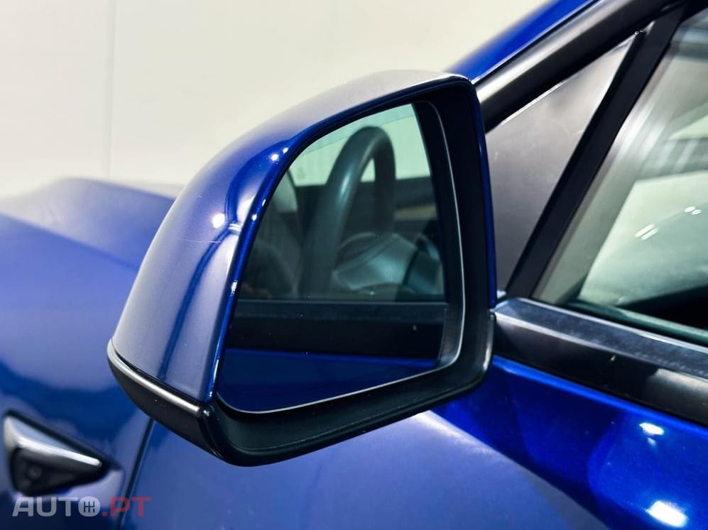Tesla Model 3 Standard Range Plus RWD