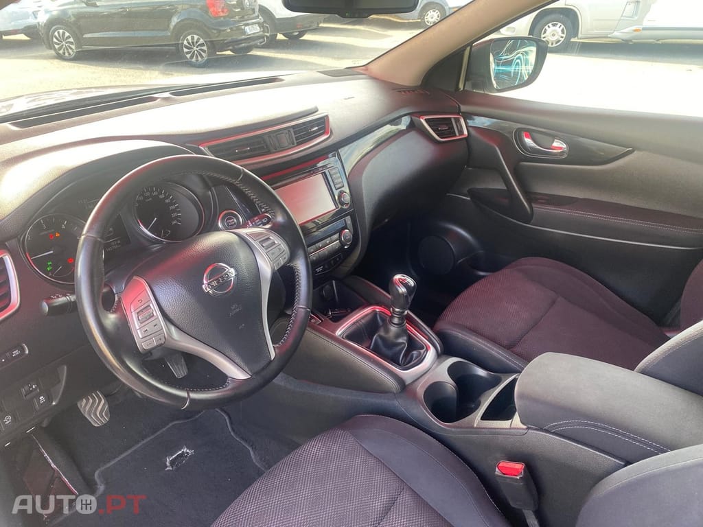 Nissan Qashqai 1.5 dCi Acenta Nissan Connect