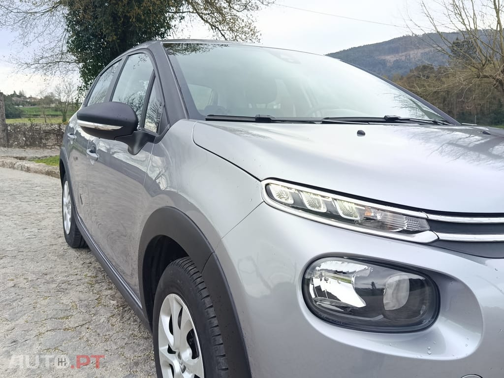 Citroen C3 PureTech attraction