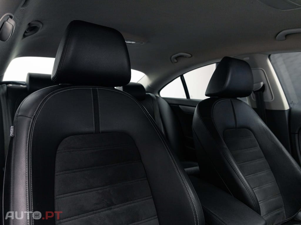 Volkswagen Passat CC 2.0 TDi
