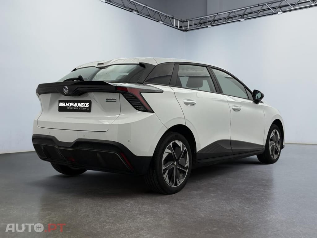 MG MG4 51 kWh Standard