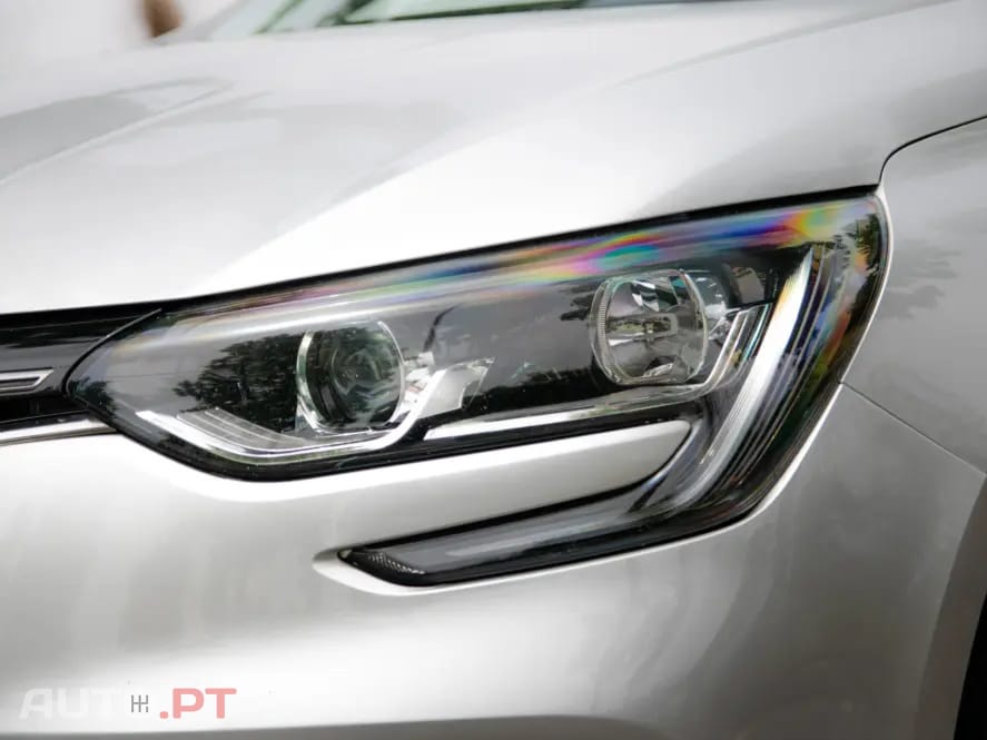 Renault Mégane Sport Tourer BLUE dCi 115 EDC BUSINESS EDITION