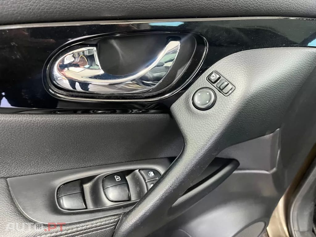 Nissan Qashqai 1.5 dCi Tekna Premium 17