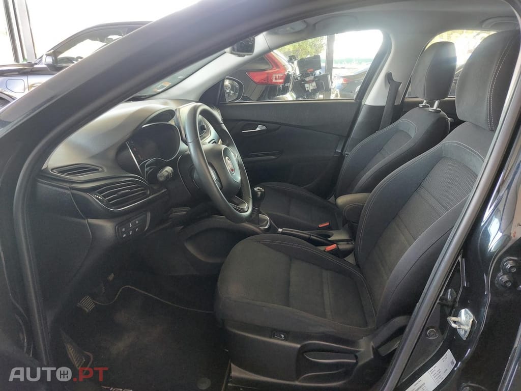 Fiat Tipo 1.3 M-Jet Lounge