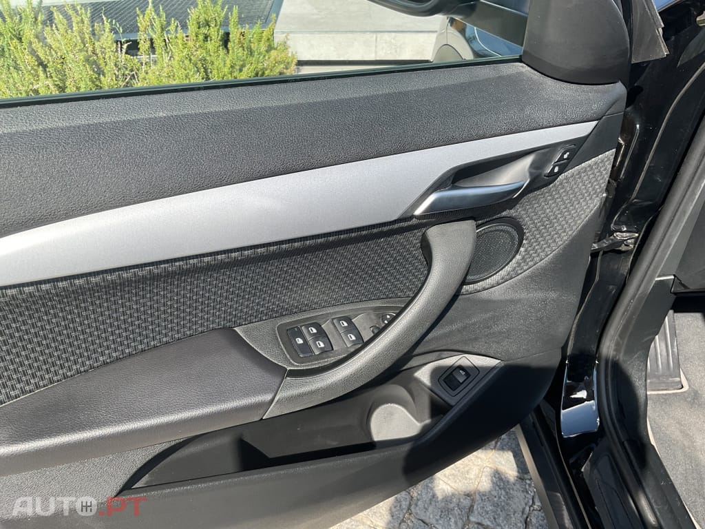 BMW X2 16 d sDrive Auto