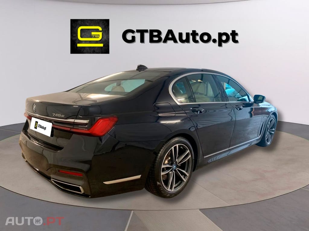 BMW 745 I.V.A DEDUTÍVEL e M Sport