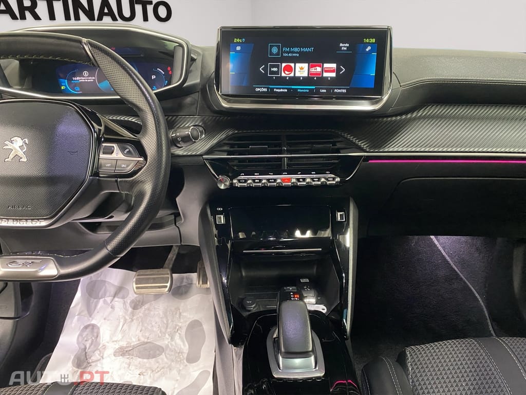 Peugeot E-2008 50 kWh GT