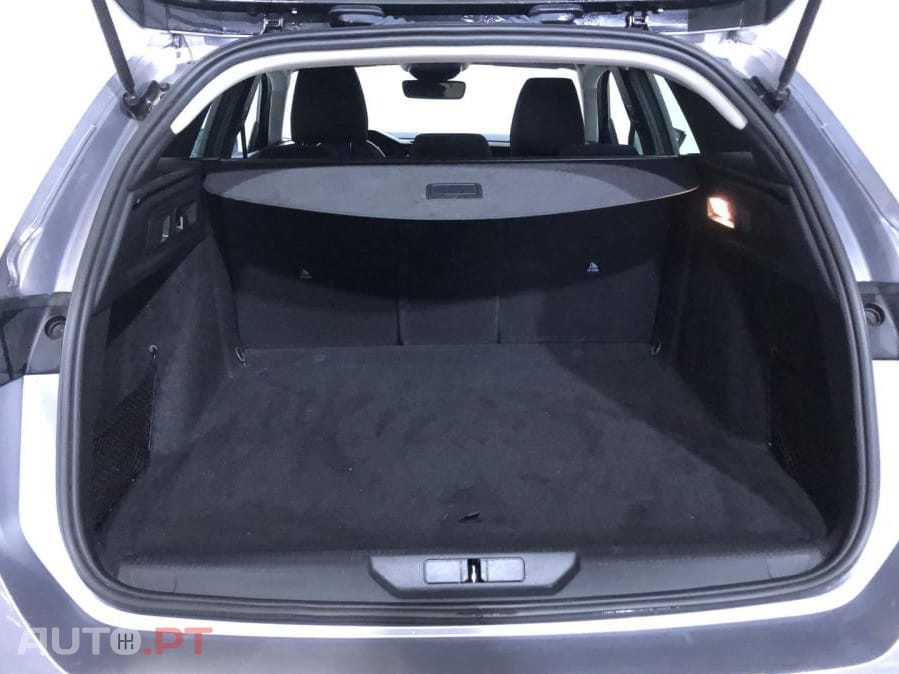 Peugeot 308 SW PureTech 130 EAT8 Active Pack