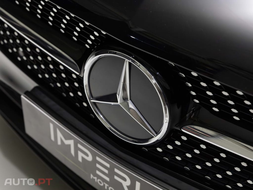 Mercedes-Benz A 250 e AMG Line