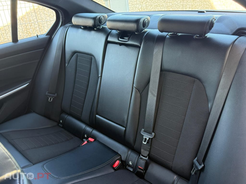 BMW 318 d Line Sport