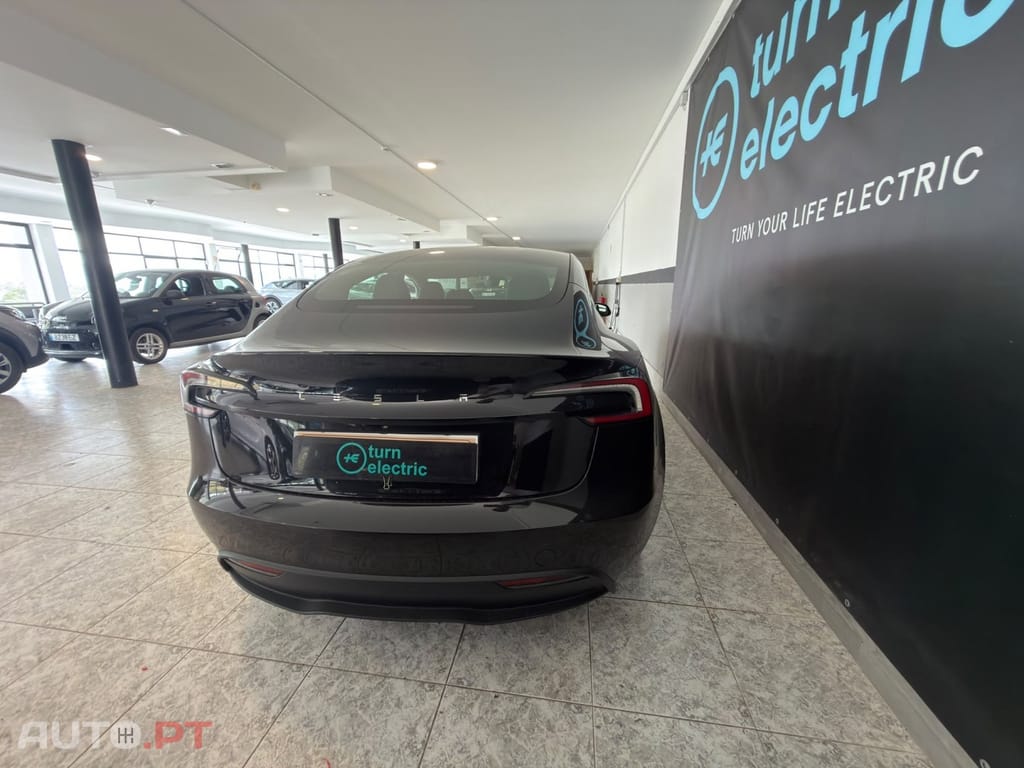 Tesla Model 3 Tração Traseira Premium