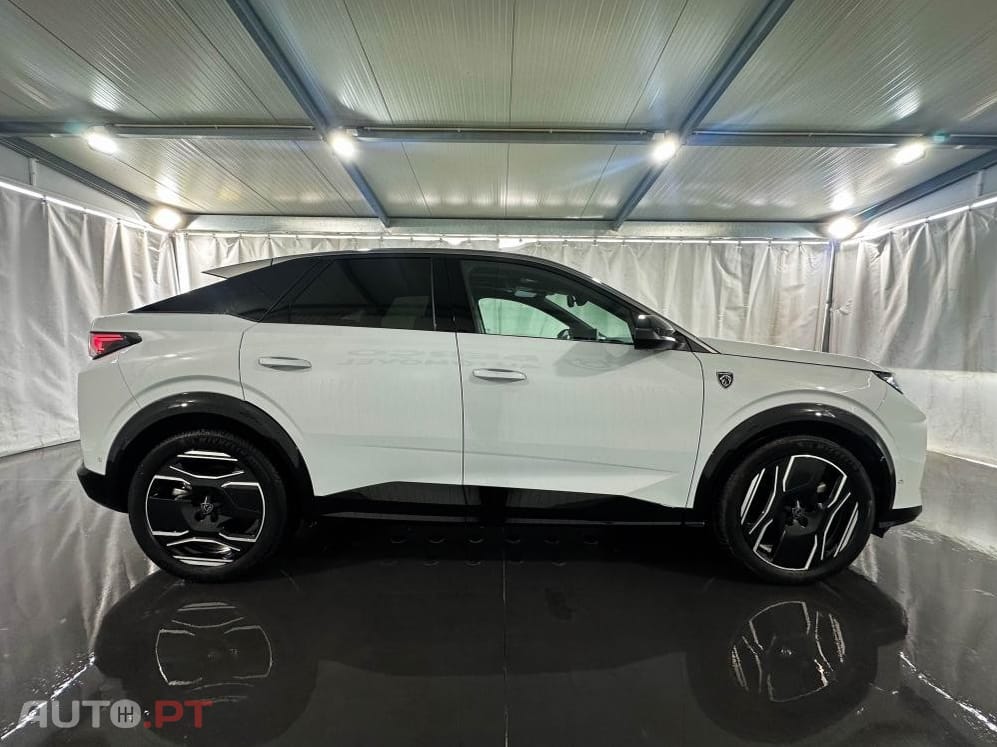 Peugeot E-3008 73 kWh Allure