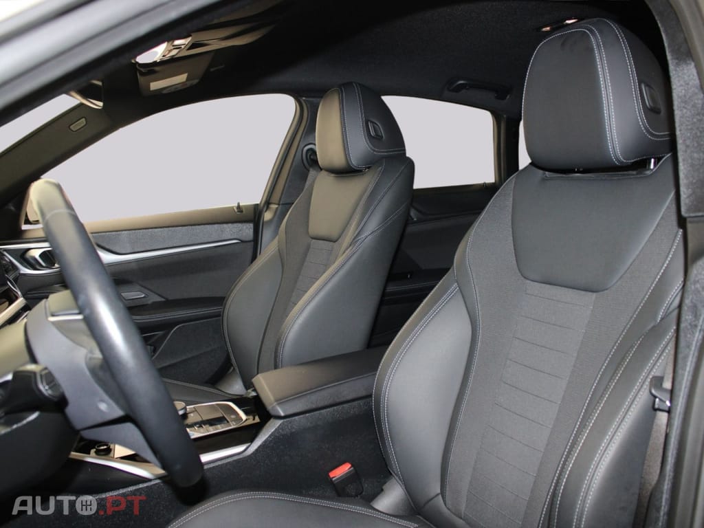 BMW i4 eDRIVE 40 BUSINESS DESIGN I.V.A DEDUTÍVEL