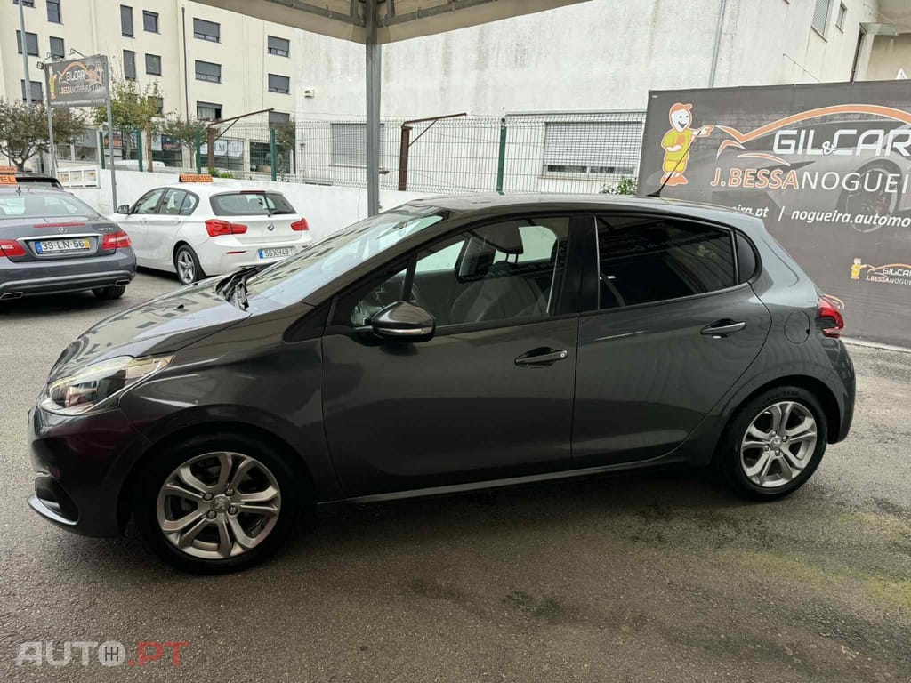 Peugeot 208 1.2 PureTech Style