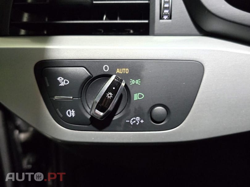 Audi A4 Avant 2.0 TDI Advance S tronic