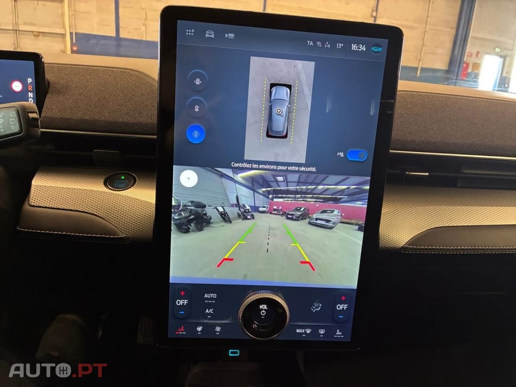 Ford Mustang Mach-E Standard Range