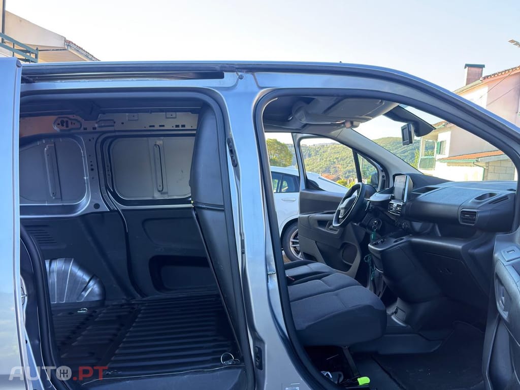 Peugeot Partner 1.6 BlueHDI  , 130cv , automática 8 velocidades