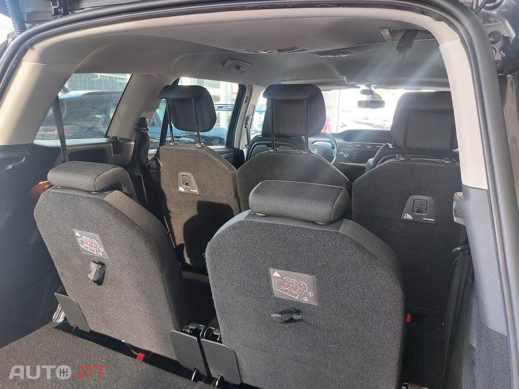Citroën Grand C4 Spacetourer 1.2 PureTech Feel — fotografia 16
