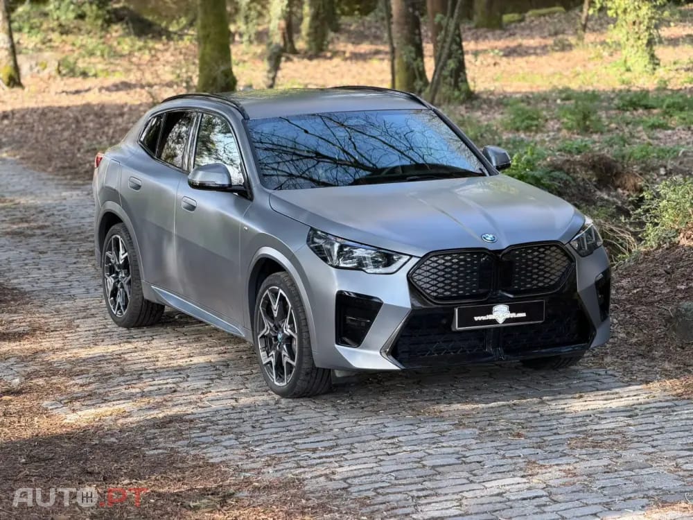 BMW iX2 xDrive30 Pack Desportivo M Pro