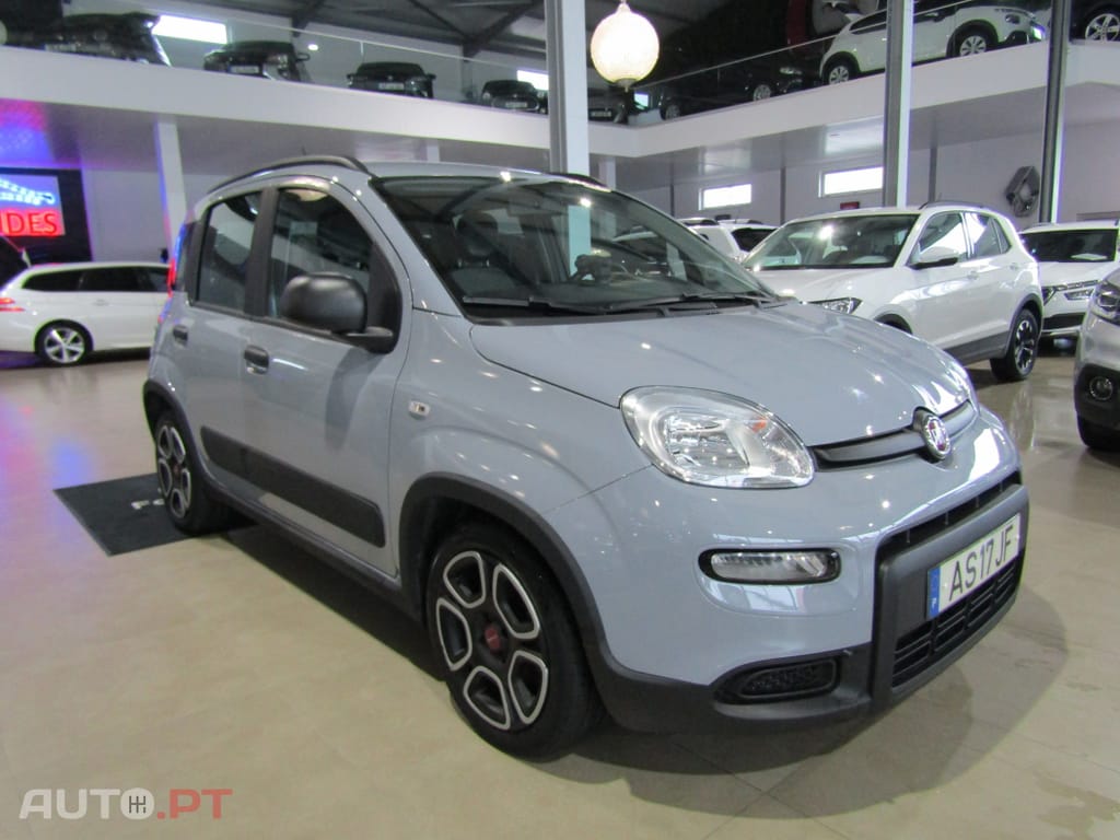 Fiat Panda 1.0 Hybrid Cross