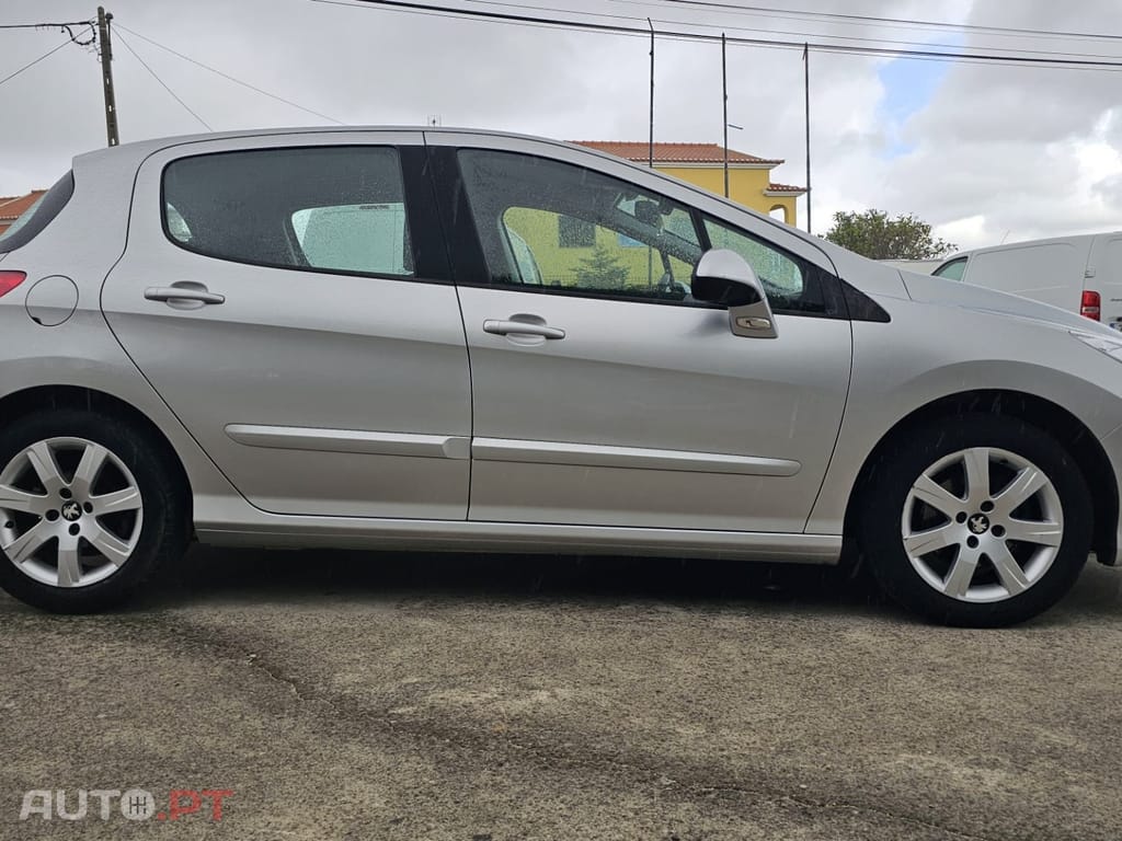 Peugeot 308 1.6 e-HDi Access CVM6