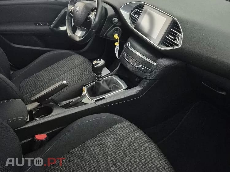 Peugeot 308 SW 1.5 BLUEHDI STYLE