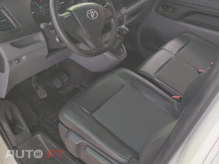 Toyota Proace LT
