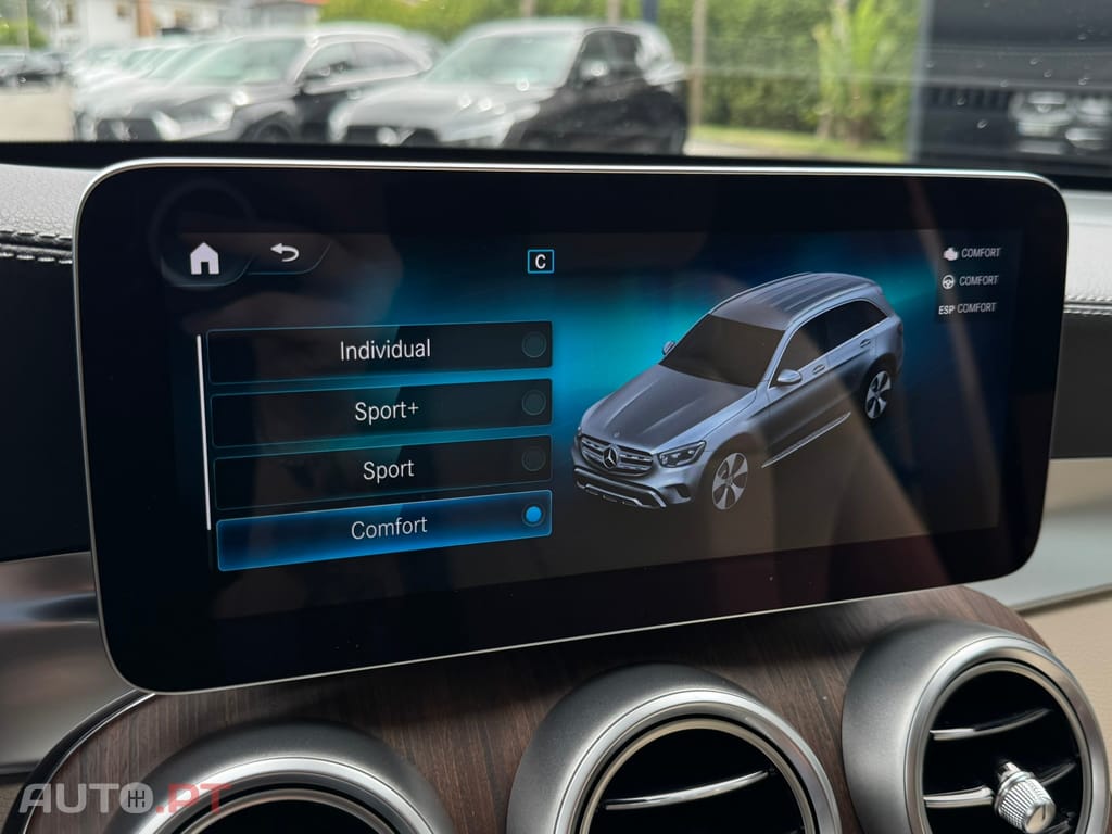 Mercedes-Benz GLC 300 d 4Matic