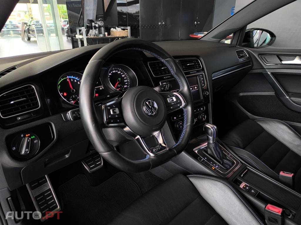 Volkswagen Golf 1.4 TSI GTE DSG
