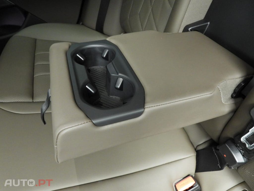 BMW i5 eDrive40