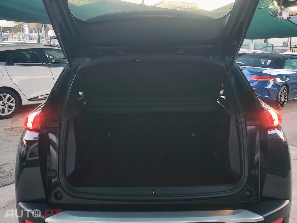 Peugeot 2008 1.5 BlueHDi Active