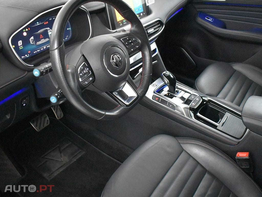 MG EHS PHEV 1.5 T-GDI Luxury