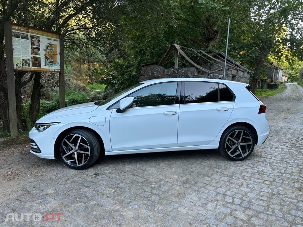 Volkswagen Golf 1.4 TSI e-Hybrid DSG