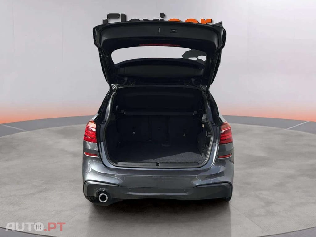 BMW 225 225xe Active Tourer e xDrive Pack Desportivo M